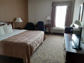 Quality Inn & Suites Schoharie near Howe Caverns  Скэхери
